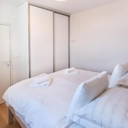 1Bdr Apartment With Balcony At Prime Location Apartamento *