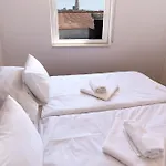 1bdr With Balcony At Prime Location Appartamento *